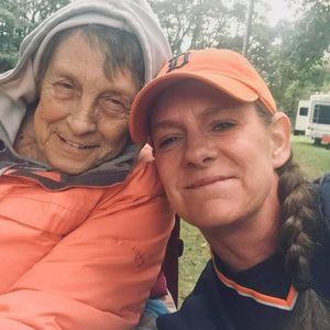 Meet your Posher, Shelly